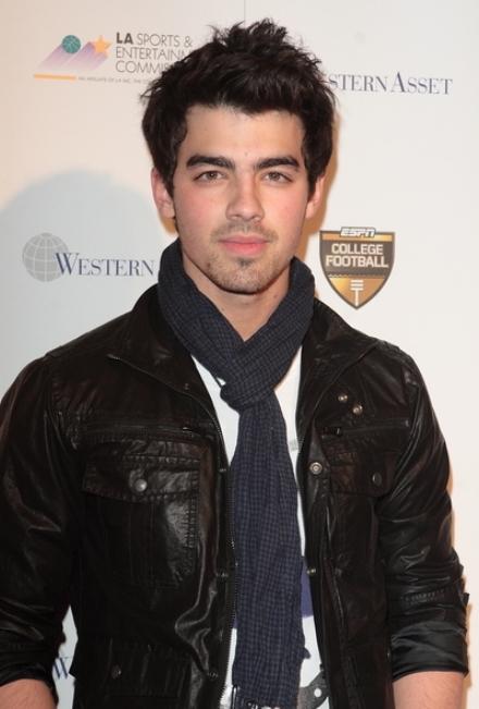 Joe Jonas Hot Photos